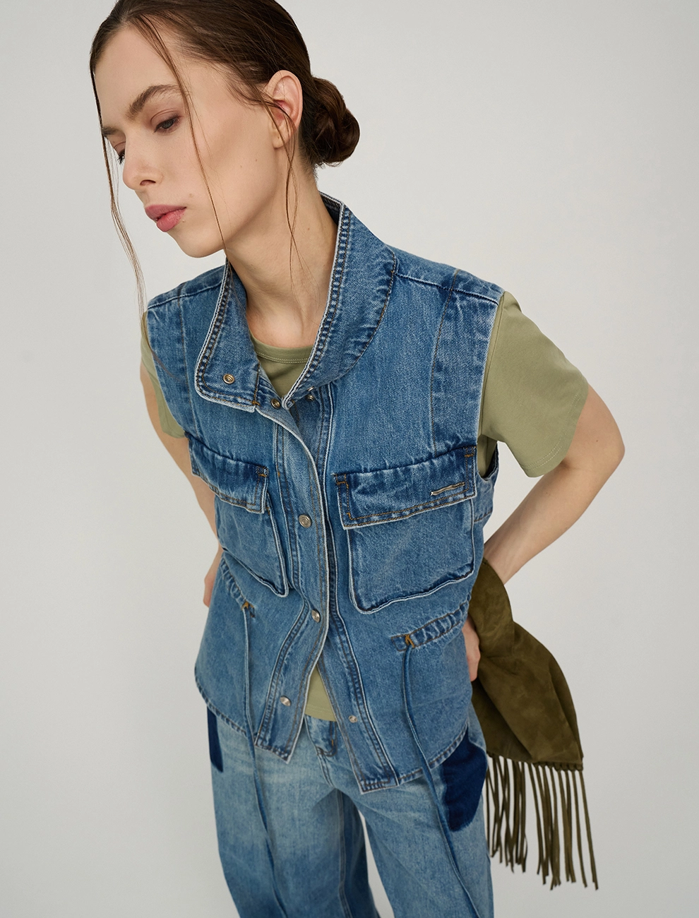 Синий женский жилет из денима с карманами хлопок Hass