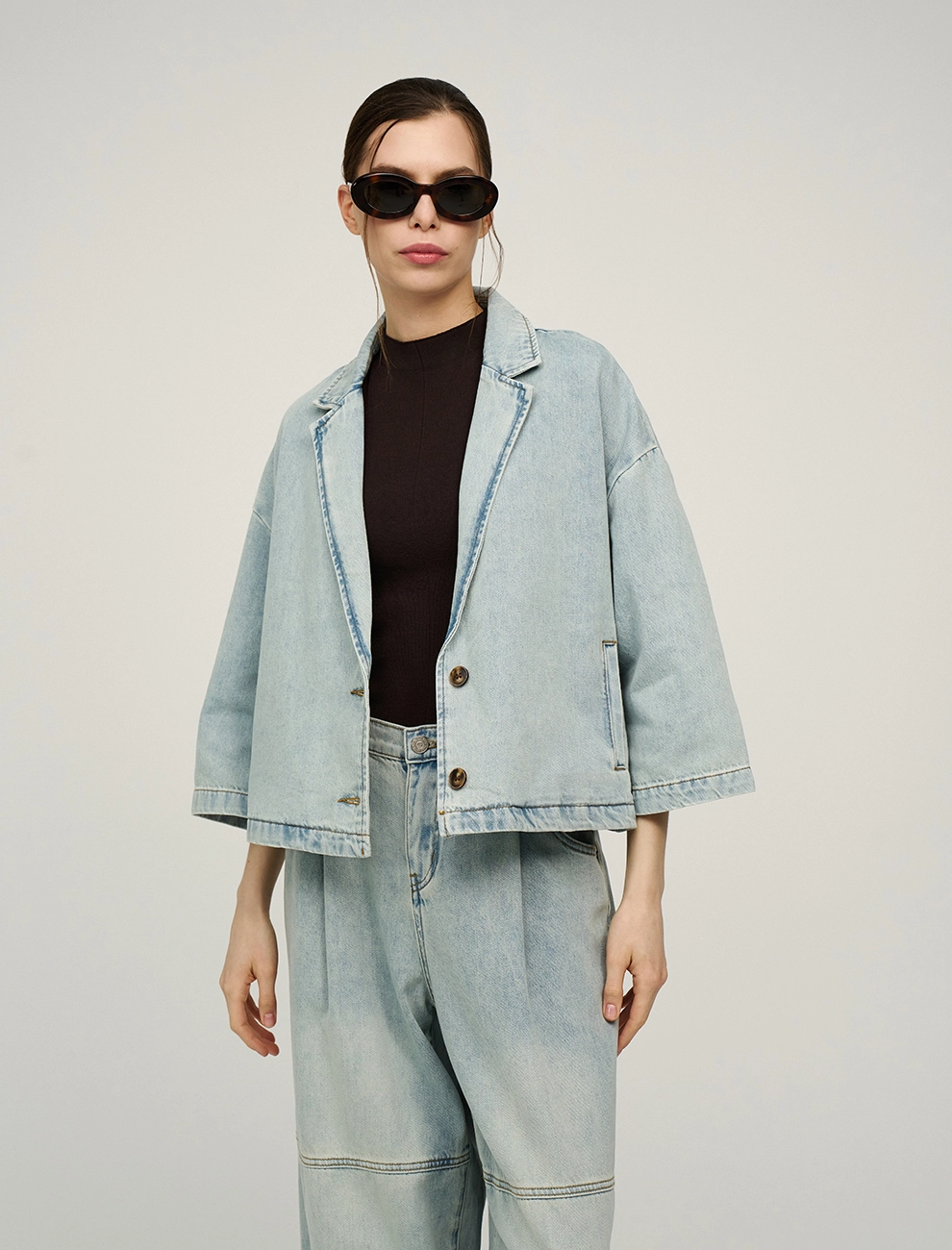 Голубой женский жакет из денима хлопок Hass