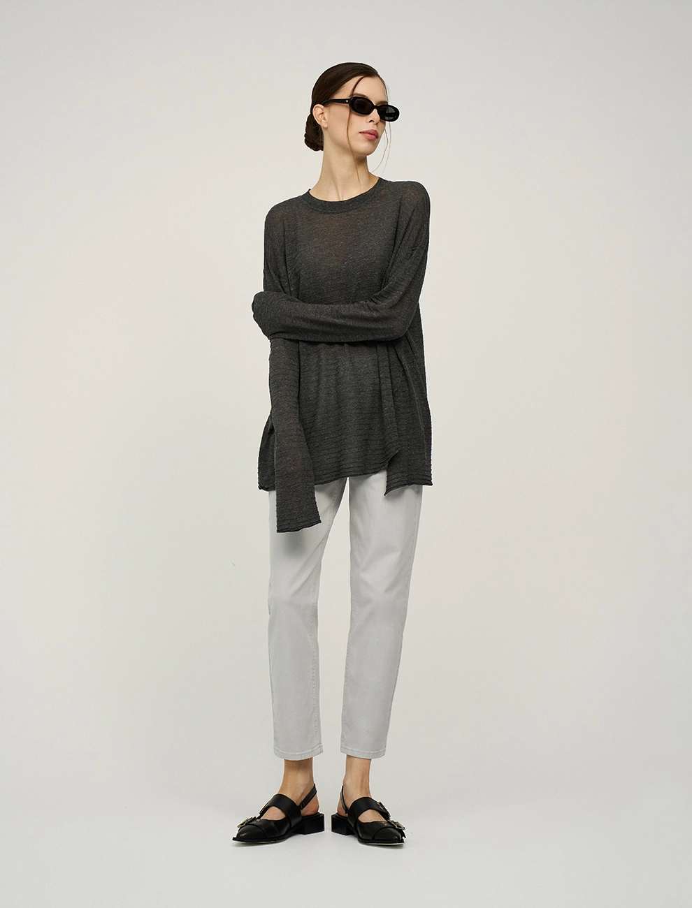 Серый женский джемпер с разрезом вязаный хлопок Hass