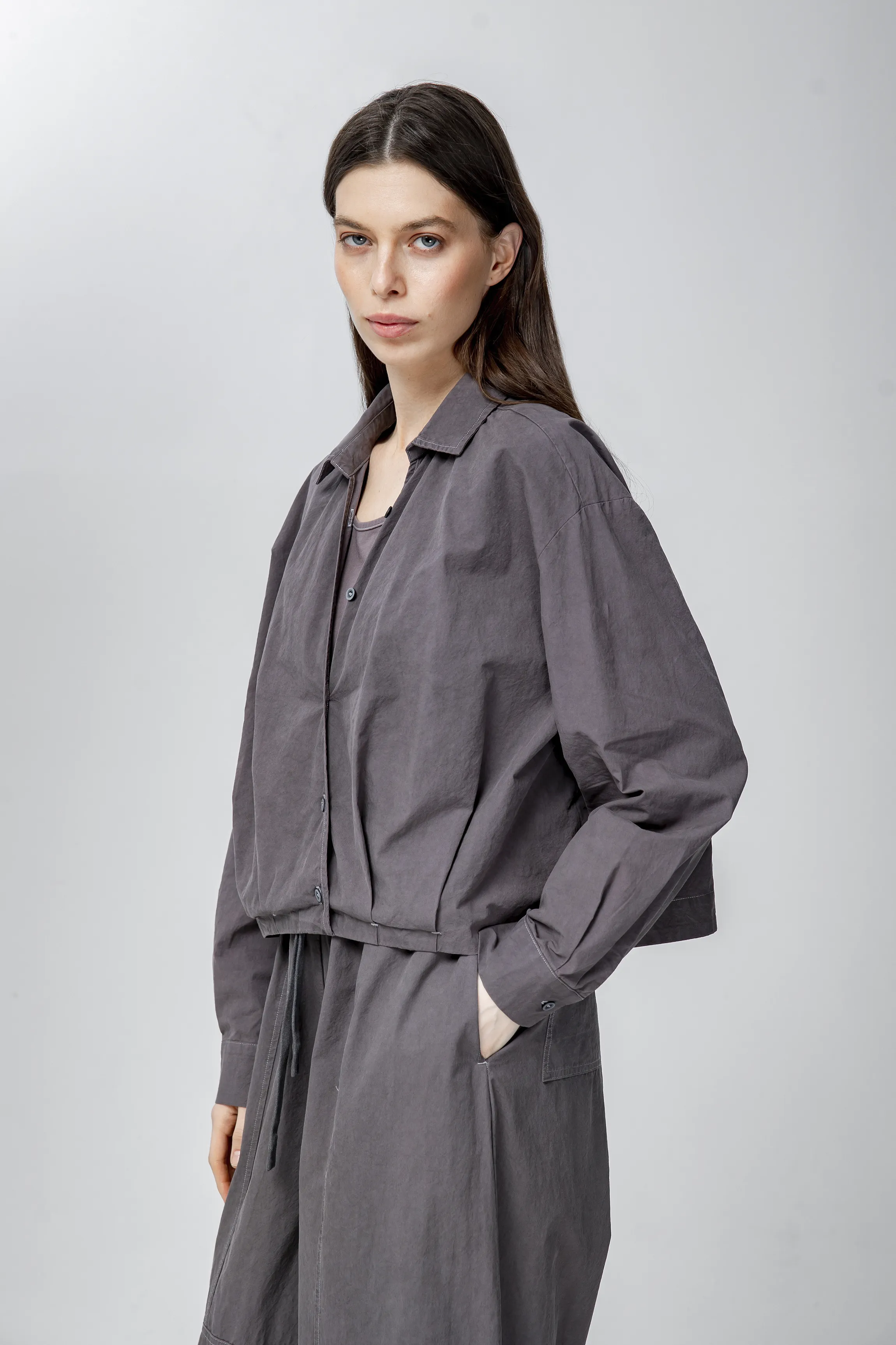 Серая женская блузка с углообразным вырезом хлопок Hass