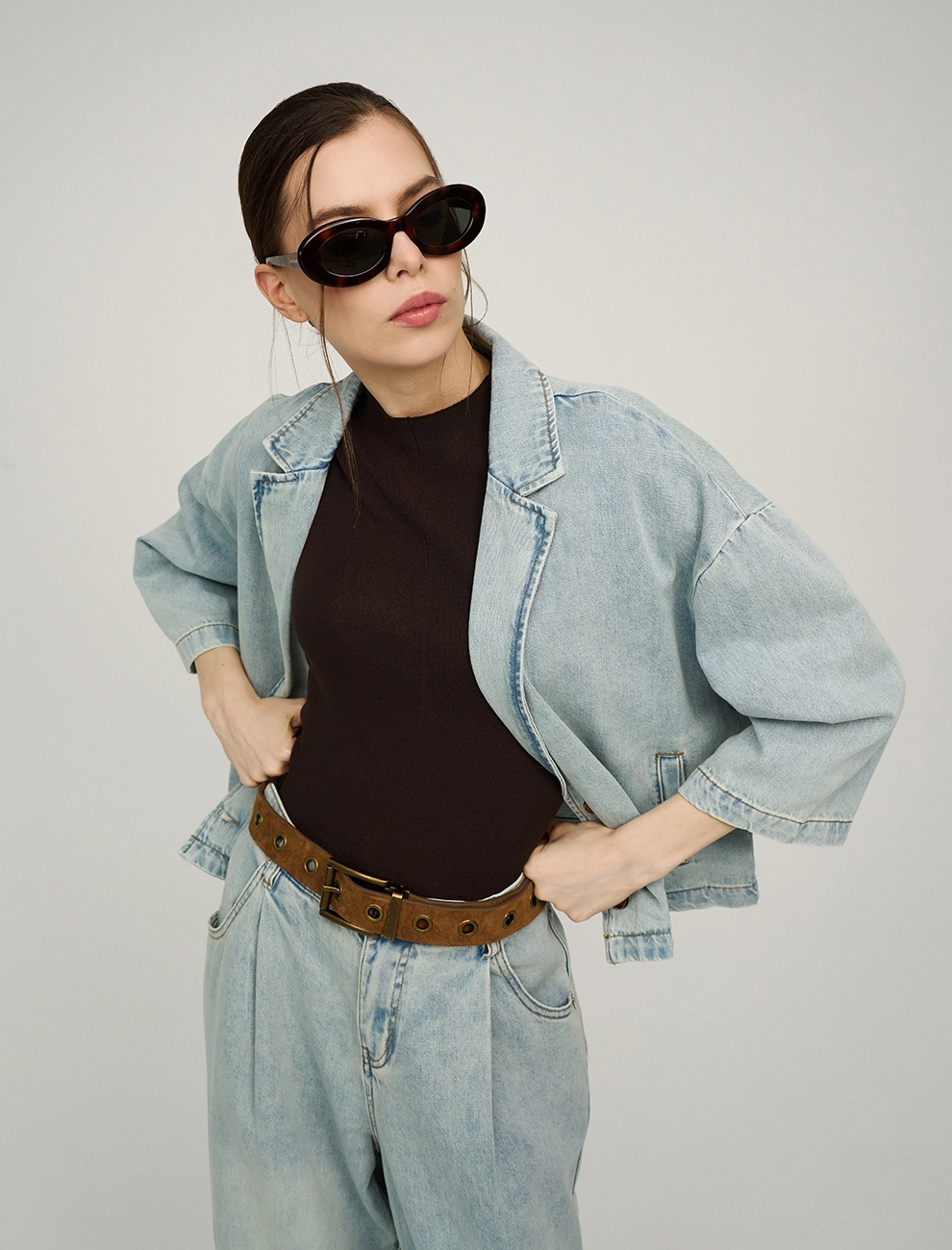 Голубой женский жакет из денима хлопок Hass