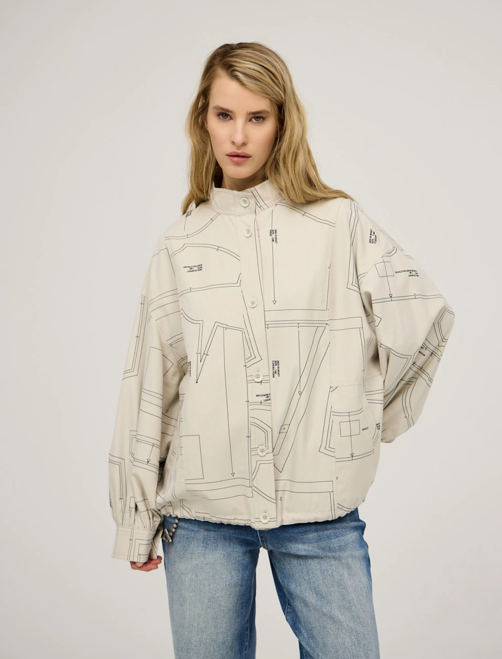 Молочная женская ветровка "Лекала" хлопок Hass