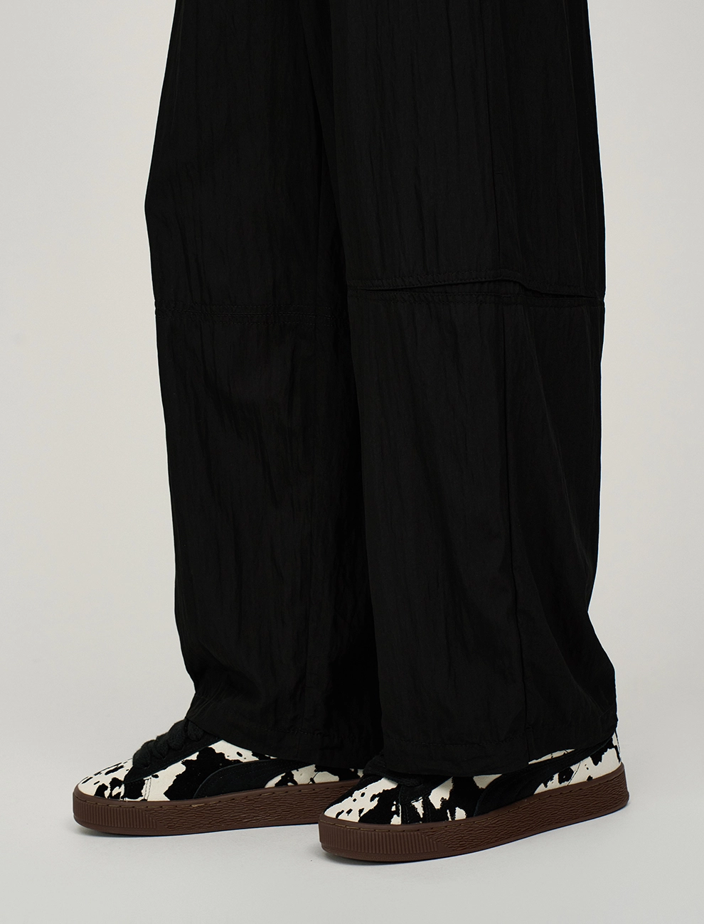 Черные женские брюки с вырезом ниже колена  Hass