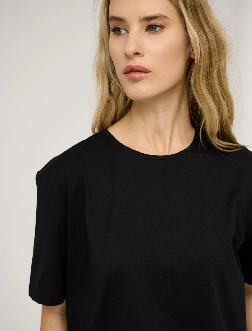 Черная женская блузка "Капля" хлопок Hass