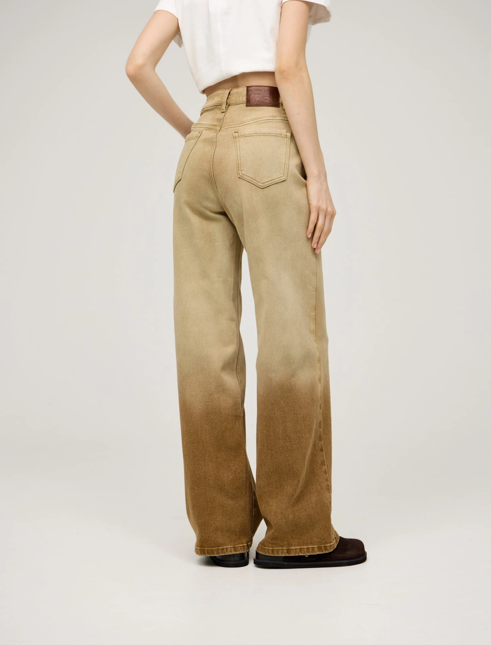 Янтарные женские джинсы градиент хлопок Hass