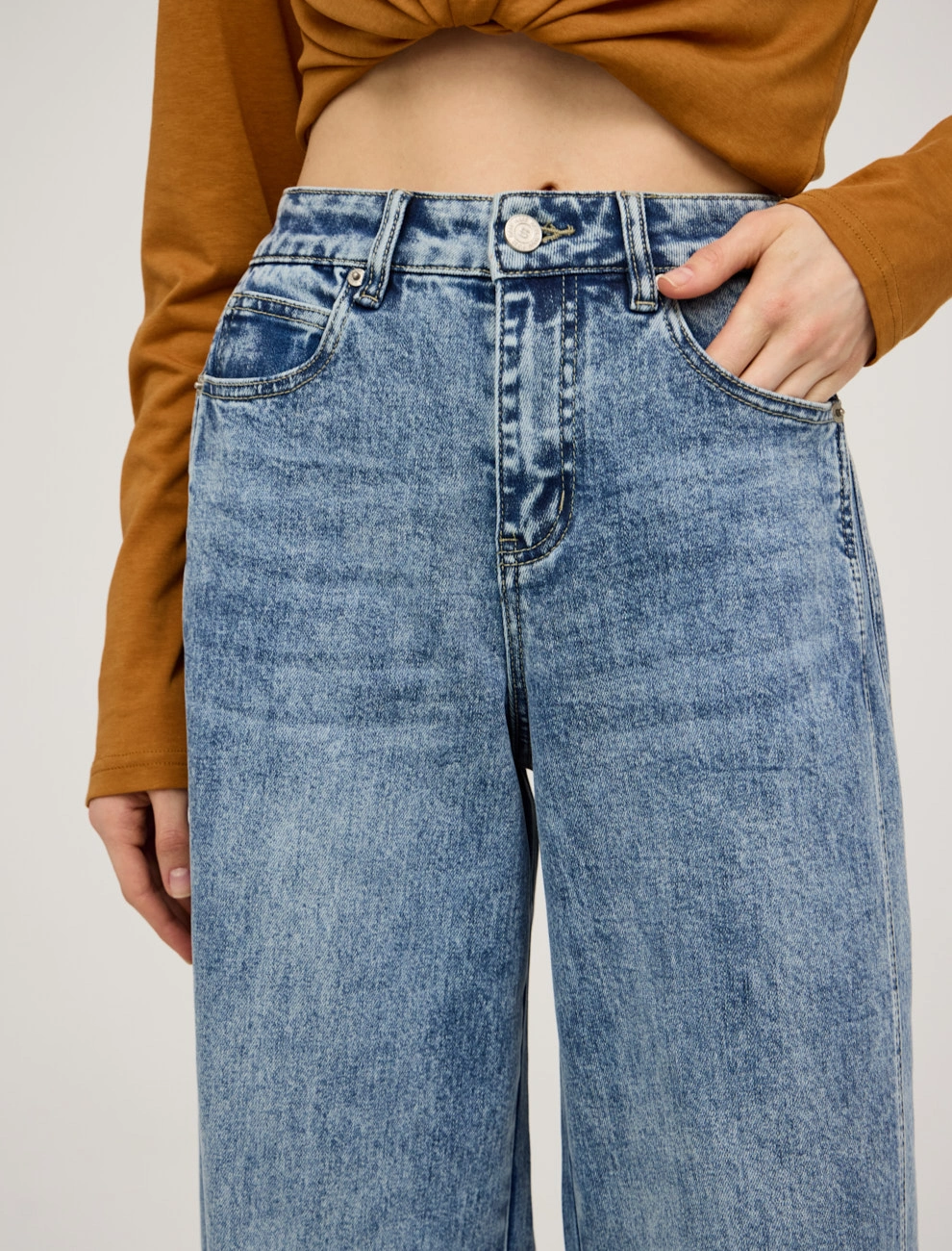 Джинсы женские с переведенными швами хлопок Hass