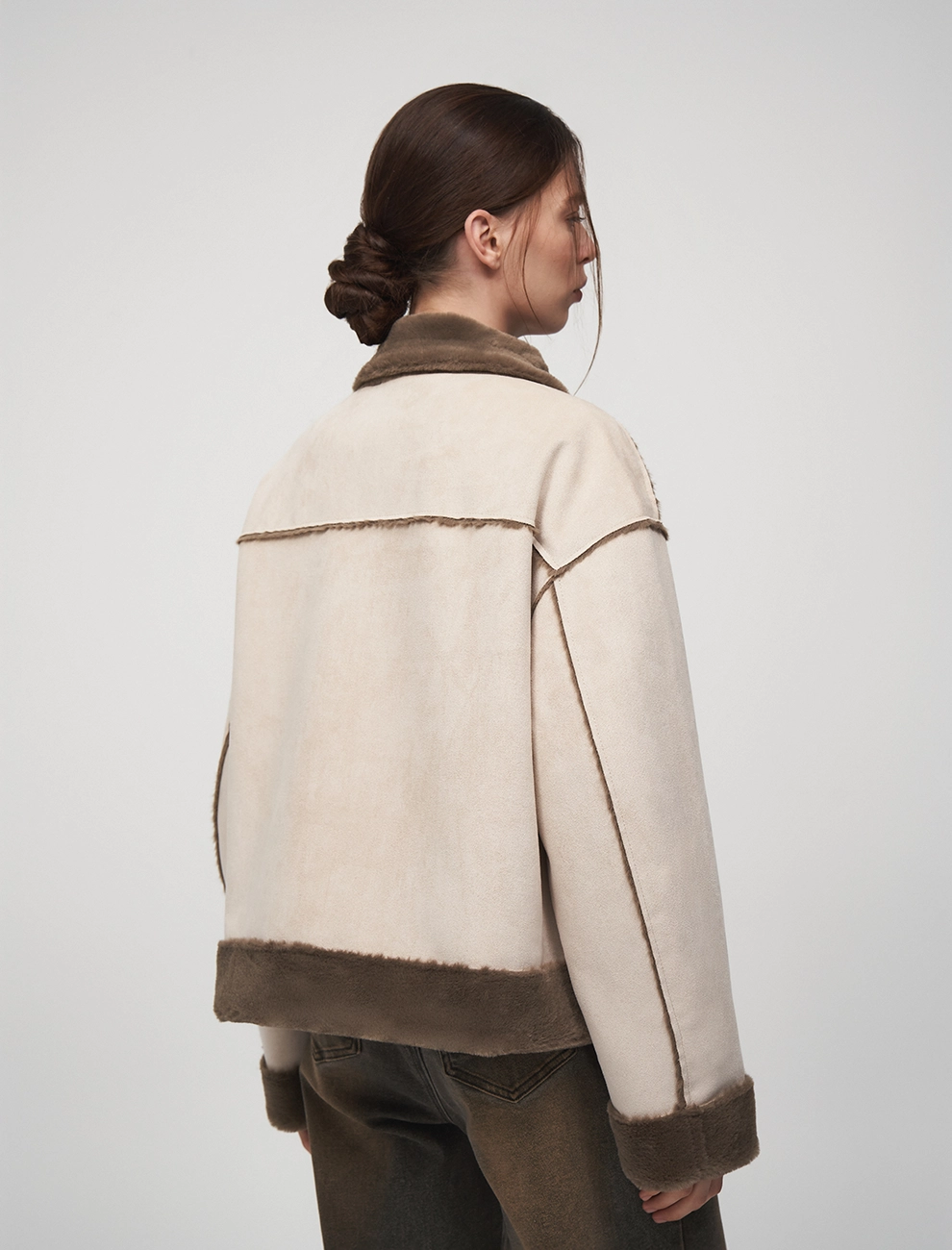 Дубленка женская 2526-1006-02  Hass