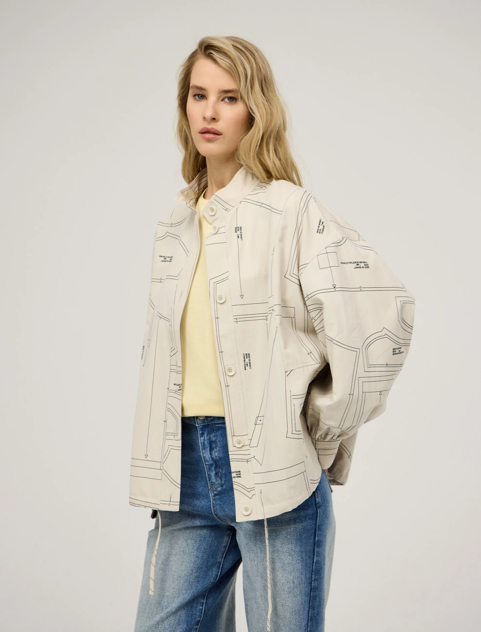 Молочная женская ветровка "Лекала" хлопок Hass