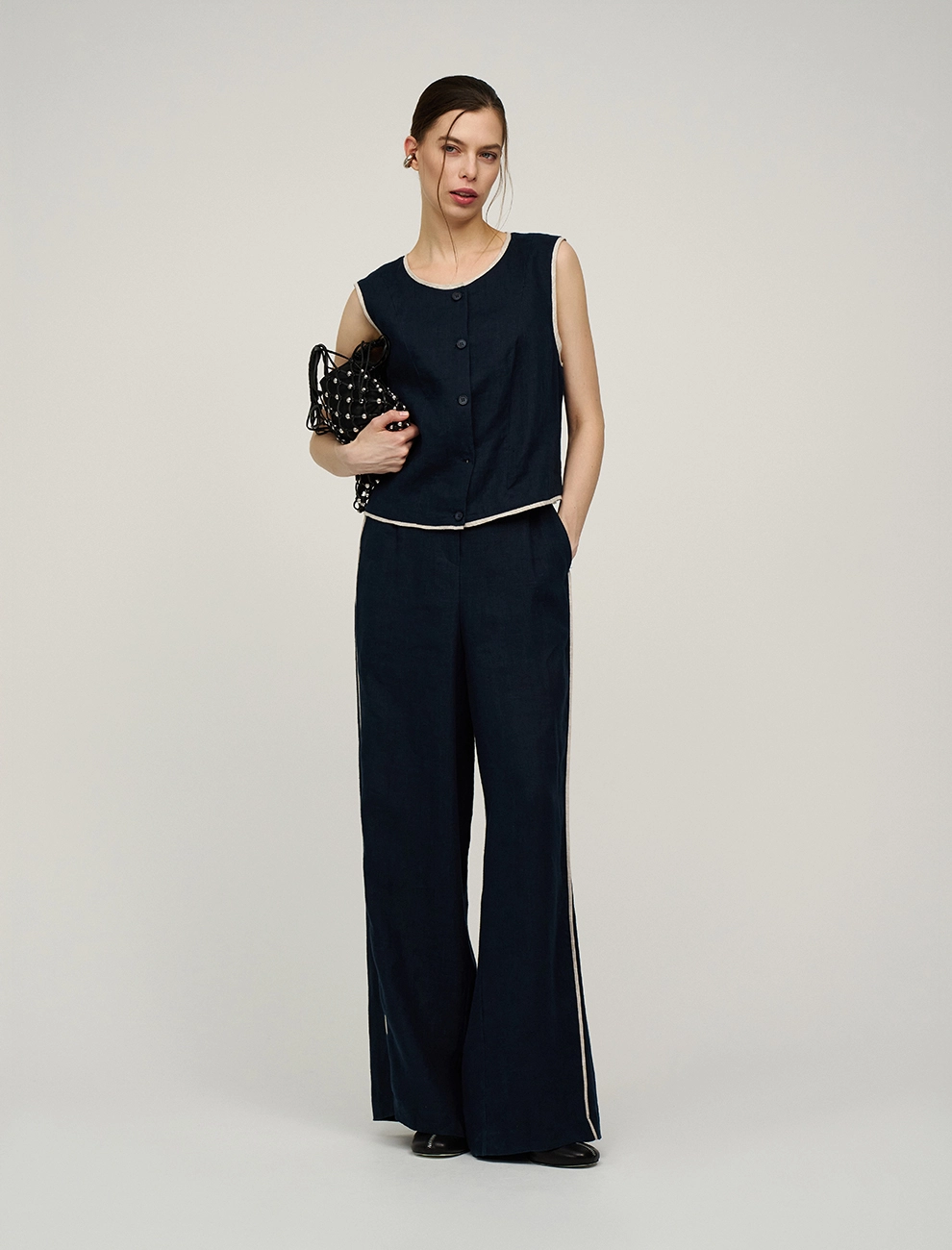 Синие женские брюки изо льна с кантами лен Hass