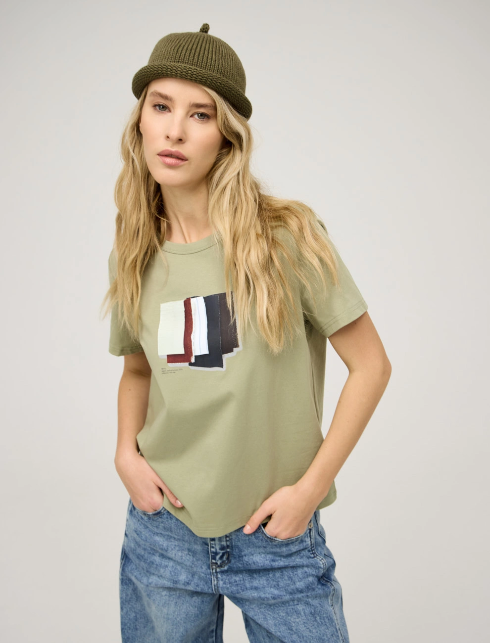 Зеленая женская футболка "Отрезки ткани" хлопок Hass