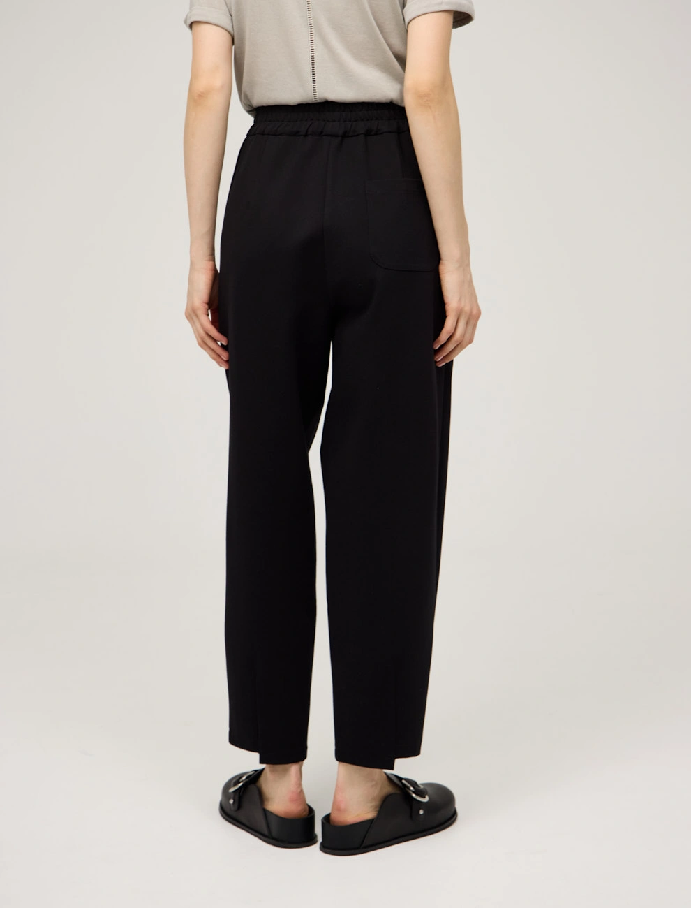 Черные женские зауженные брюки хлопок Hass