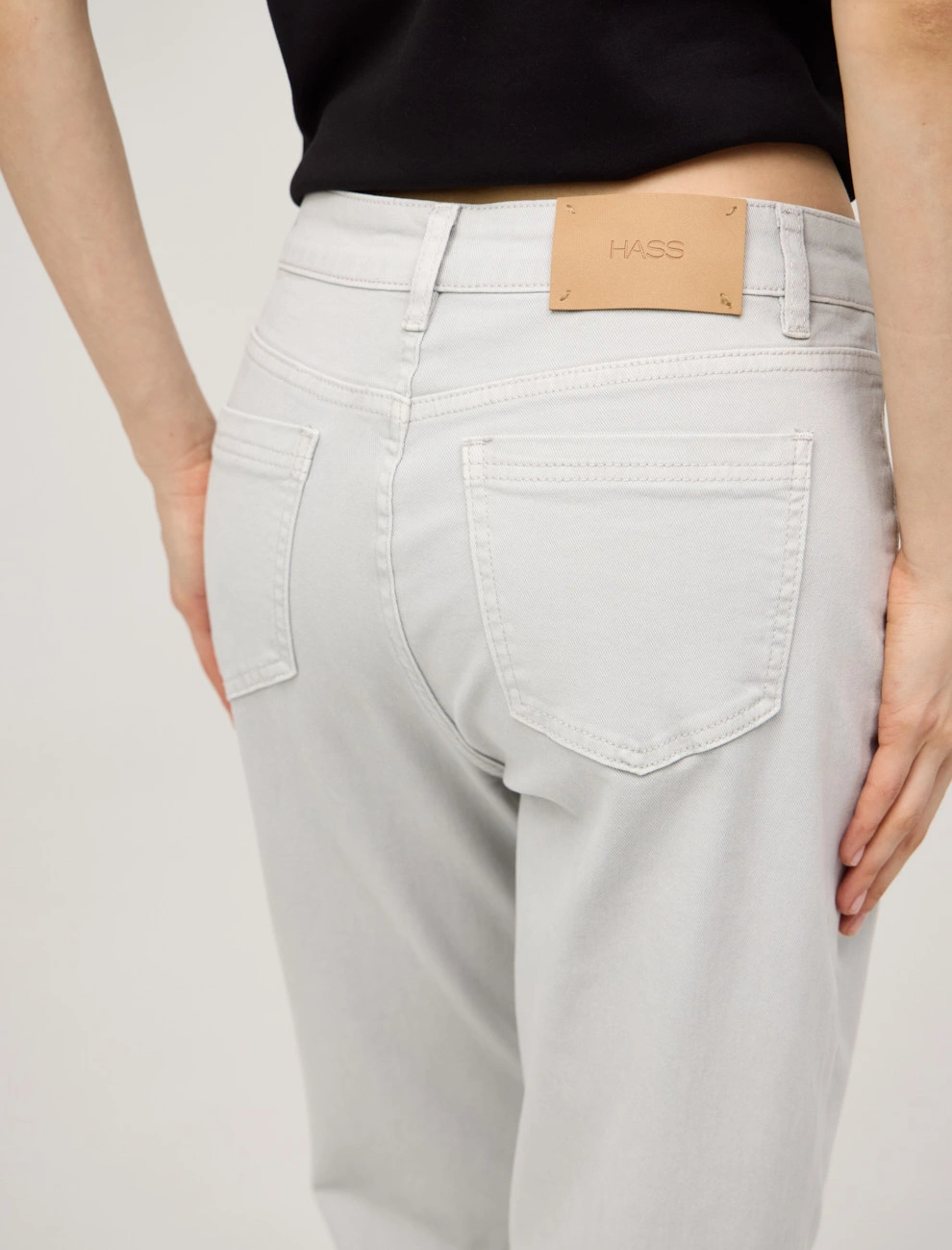Серые женские базовые джинсы зауженные хлопок Hass