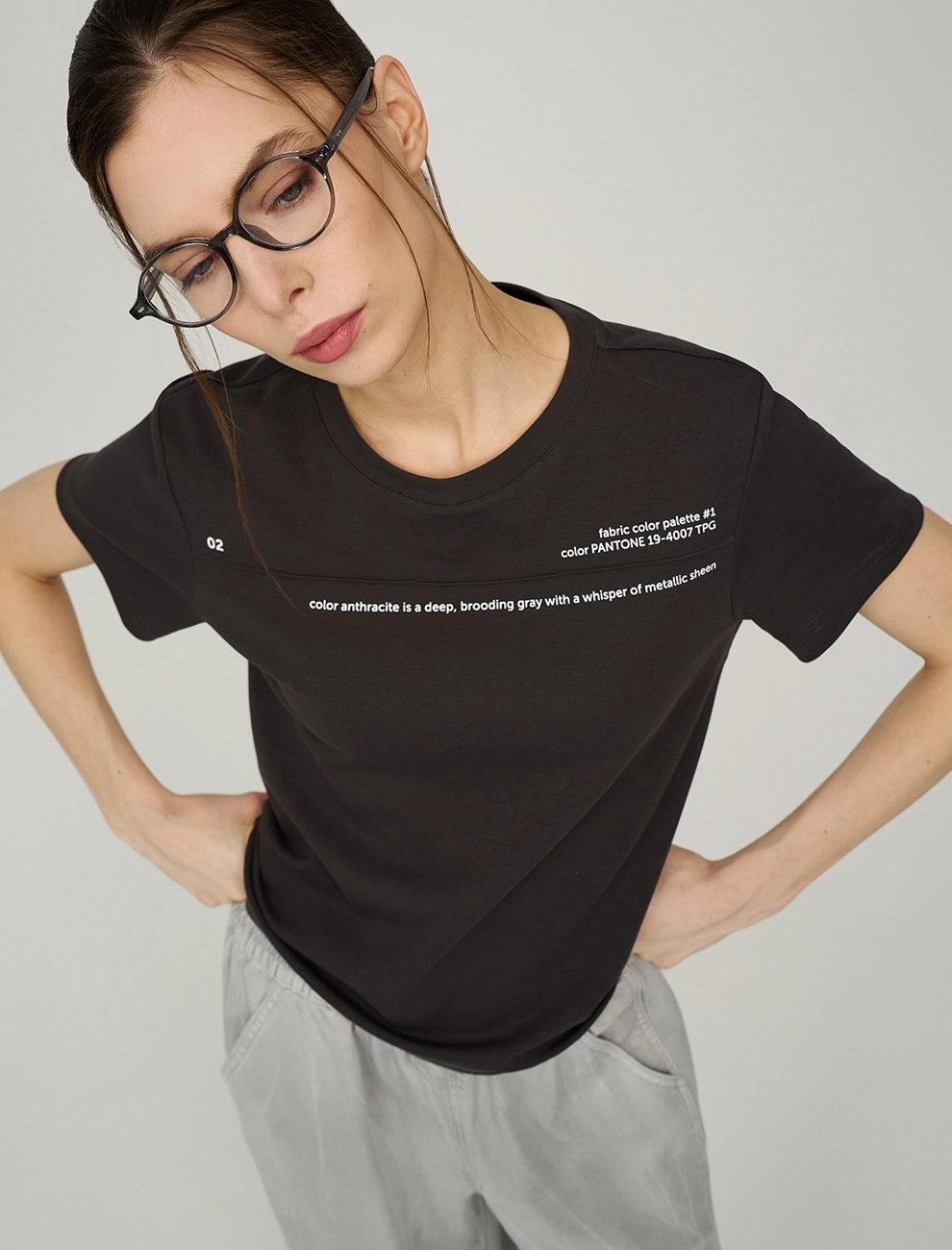 Серая женская футболка "Антрацит" хлопок Hass