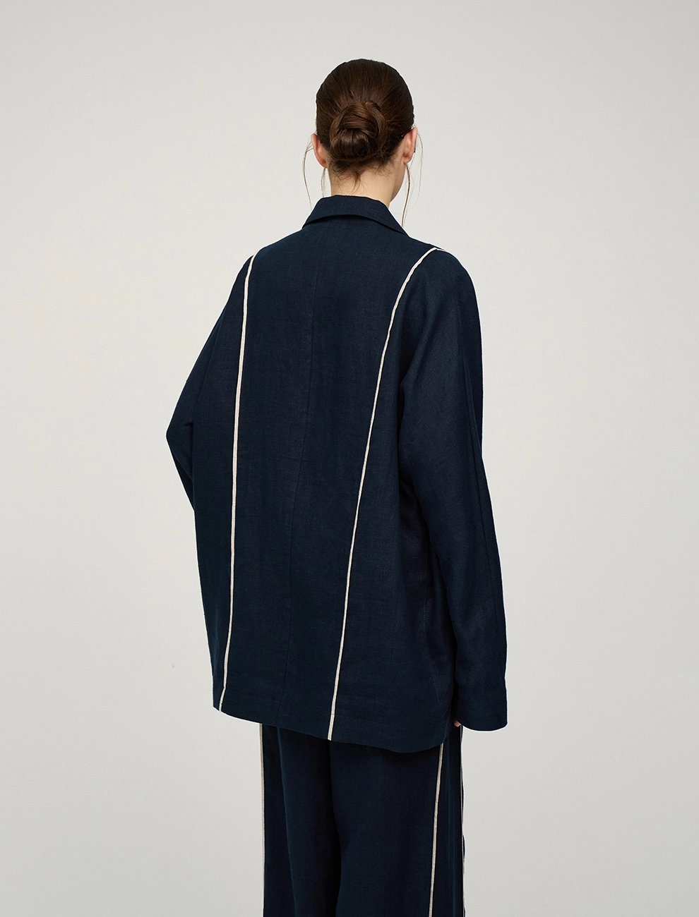 Синий женский жакет изо льна с кантами лен Hass