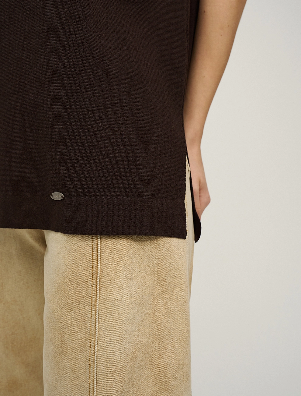 Коричневый женский вязаный жилет с воротником хлопок Hass