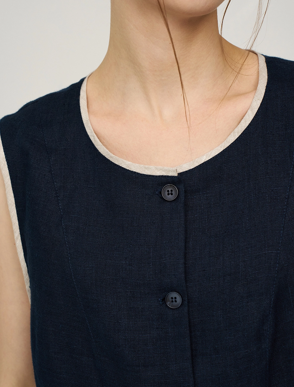 Синий женский жилет изо льна с кантами лен Hass