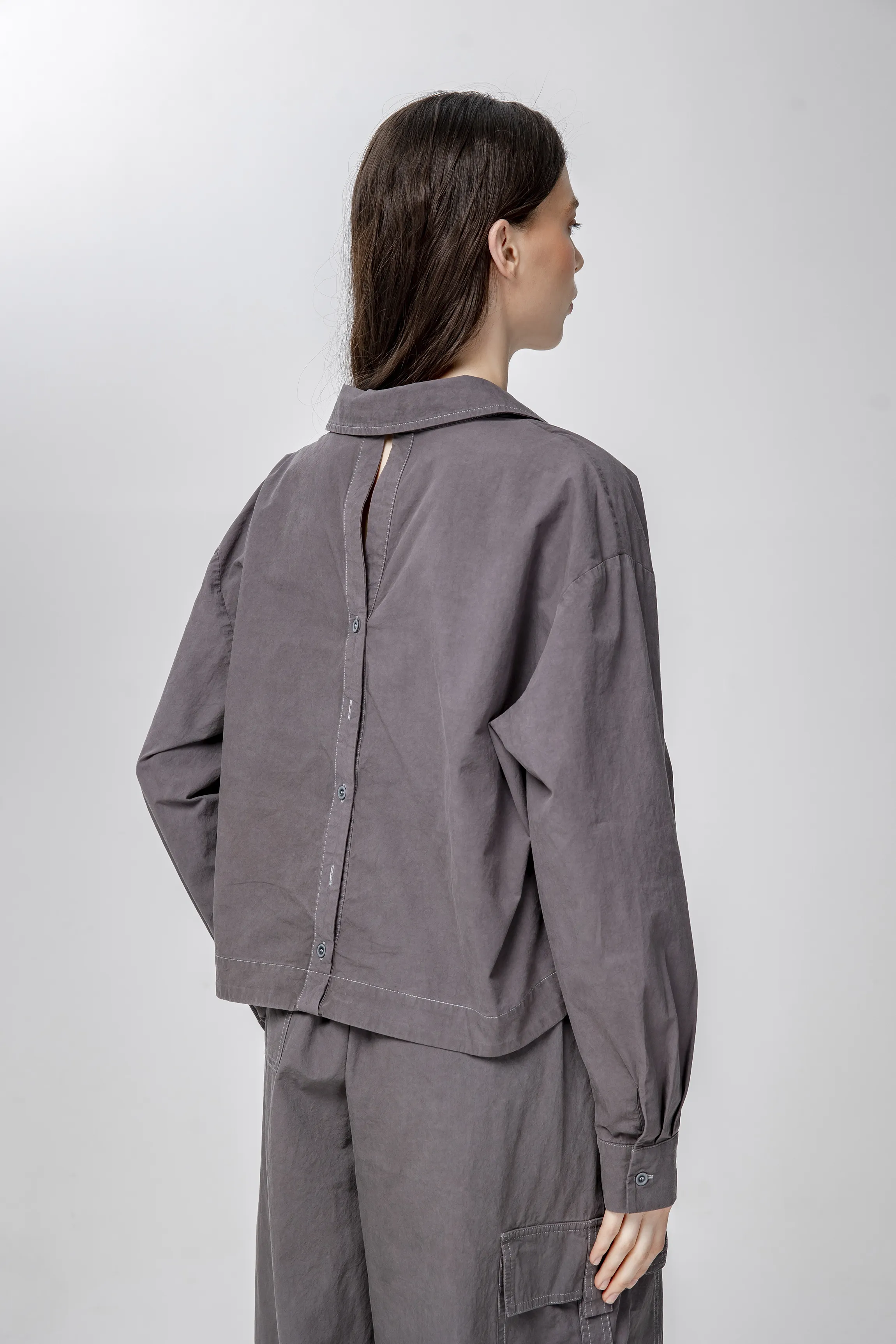 Серая женская блузка с углообразным вырезом хлопок Hass