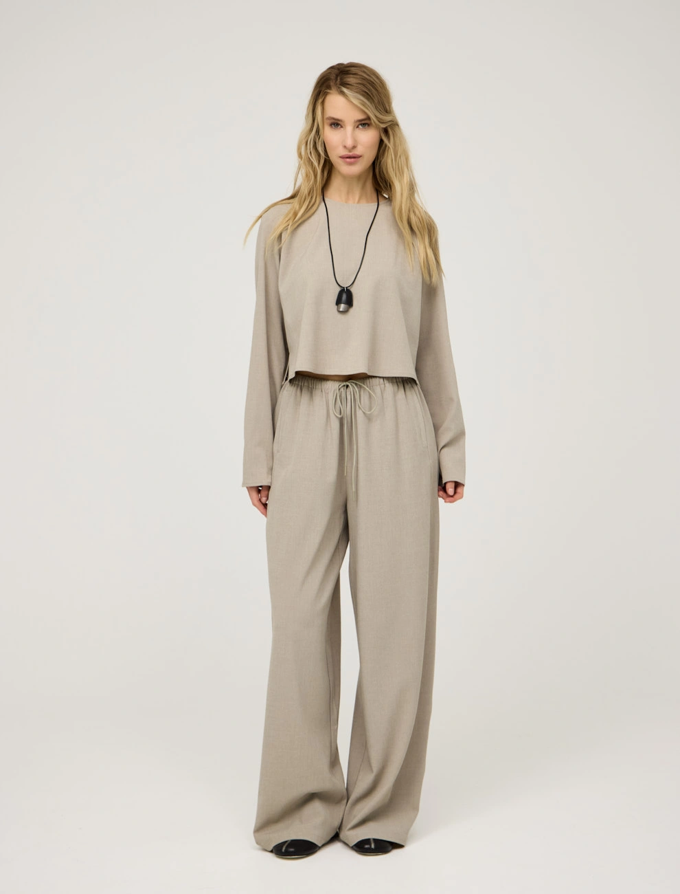 Базовые женские бежевые брюки из хлопка хлопок Hass