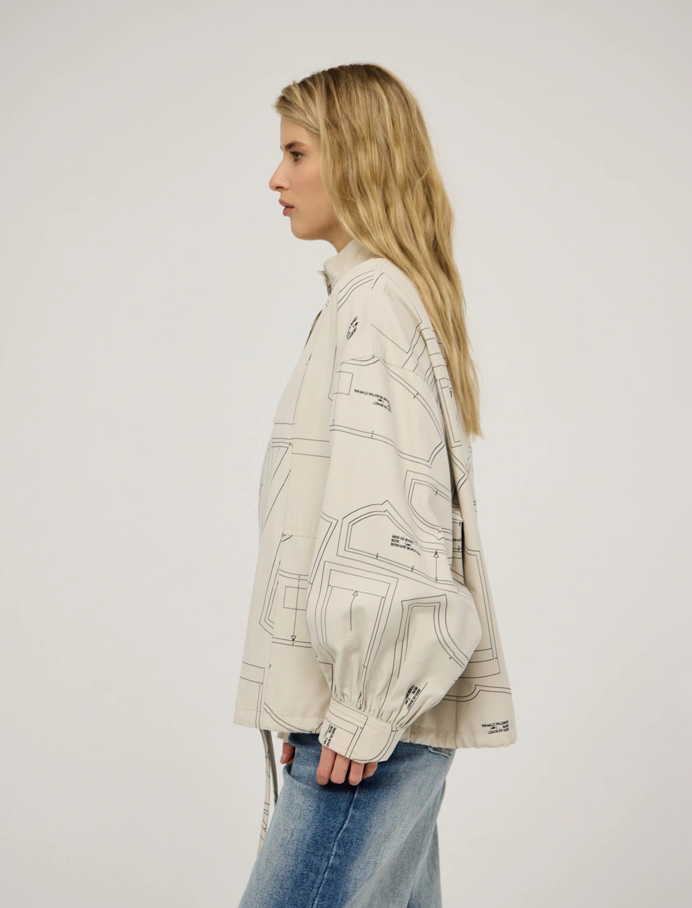 Молочная женская ветровка "Лекала" хлопок Hass