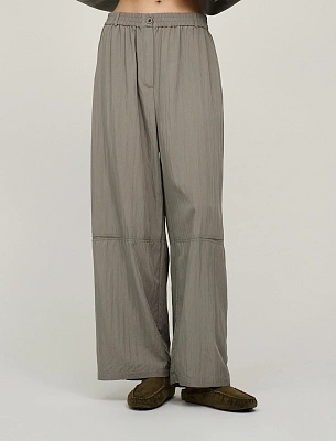 Зеленые женские брюки с вырезом ниже колена  Hass