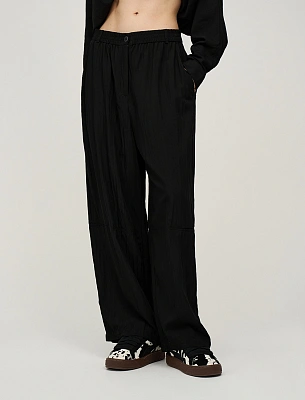 Черные женские брюки с вырезом ниже колена  Hass