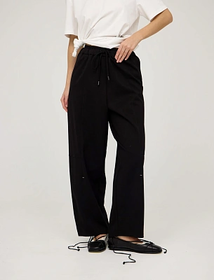 Черные женские брюки-баррель с закрепками хлопок Hass