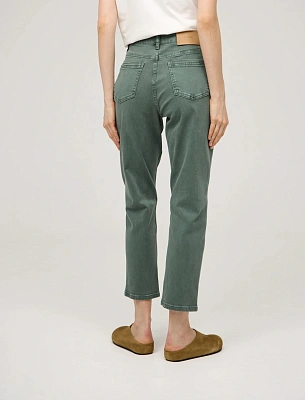 Зеленые женские базовые джинсы зауженные хлопок Hass